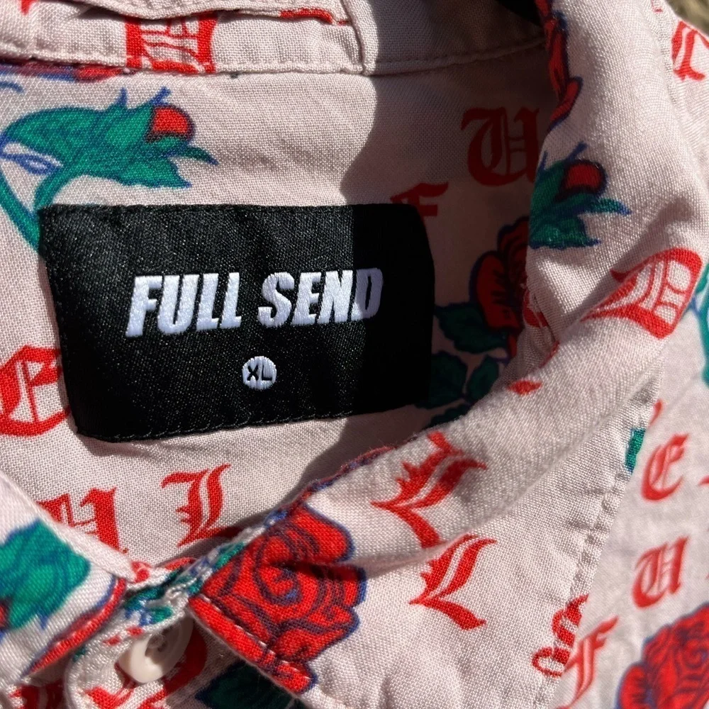 Men's Full Send Button-Down Shirt Multicolor Roses Spell-Out XL‎ Street Art City